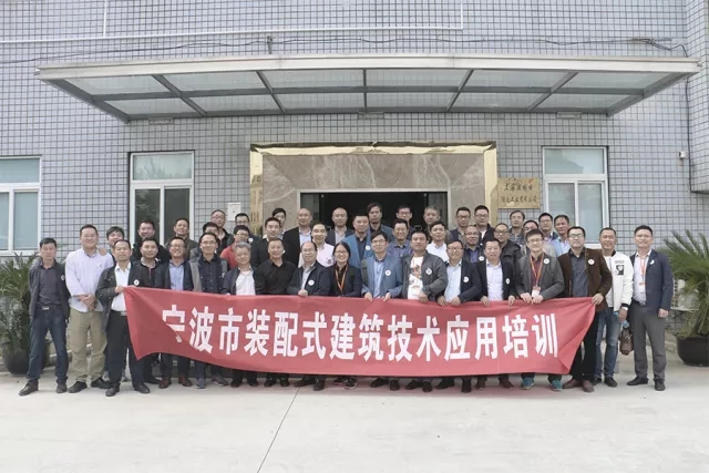 恒峰g22加入多个具有影响力的行业交流会并发演出讲