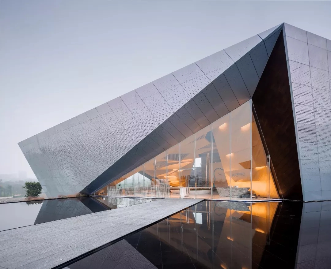 昱湖壹号都会展厅，，，，，恒峰g22建设设计