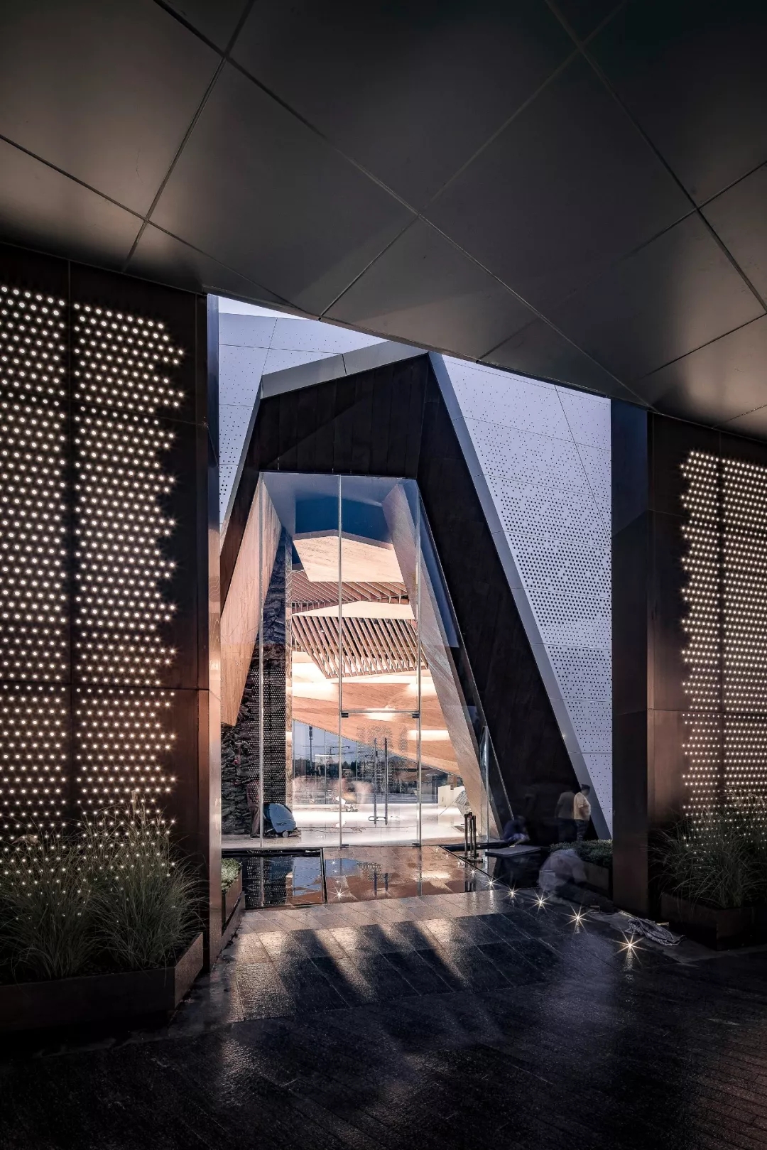 层叠的洞口 by远洋，，，，，恒峰g22修建设计